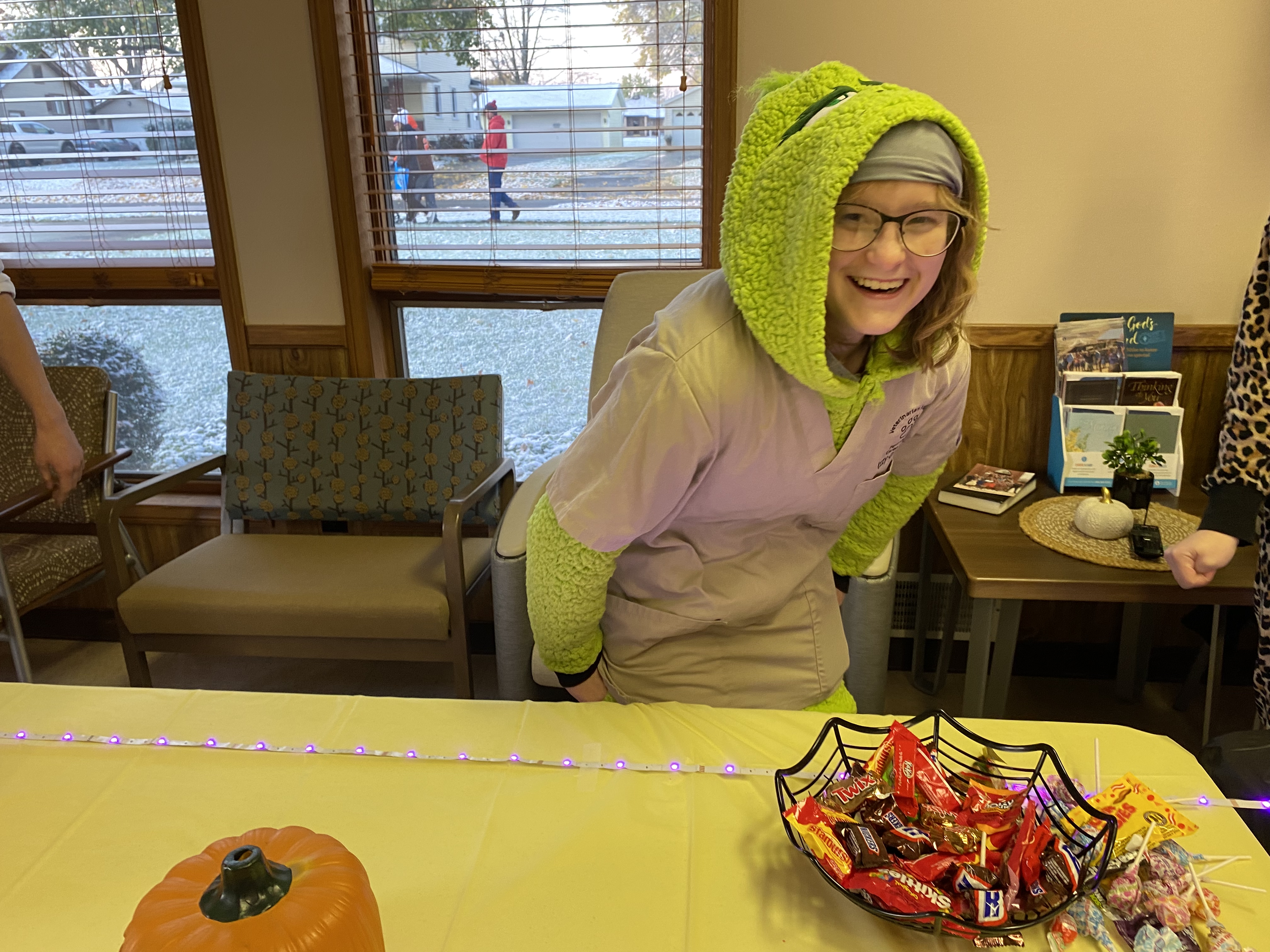 Youth Izzy Croninger dressed as the Grinch for Teen Trick or Treat