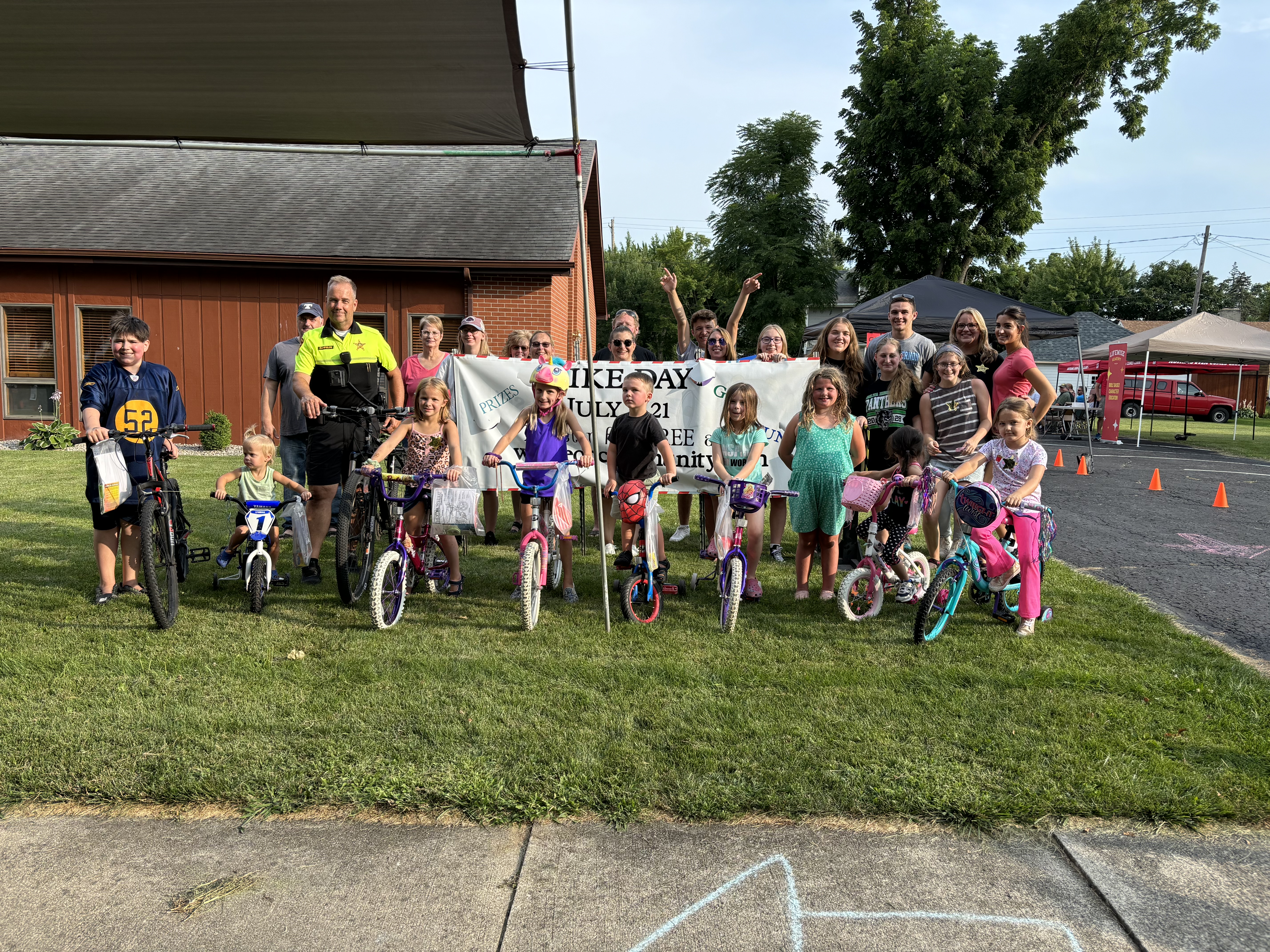 Bike Day Group Picture #wauseonbikeday